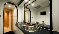 MAUNI Master Bathroom